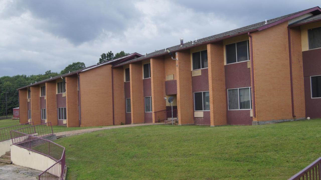 Holiday Lodge & Suites Mcalester Exterior photo